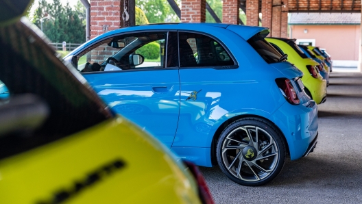 Foto Mauro Ujetto/LaPresse 16-05-2023 Balocco, Italia - Motori - Nuova Abarth 500e. Nella foto: 

May 16, 2023 Balocco Italy - Motors - New Abarth 500e. In the photo: