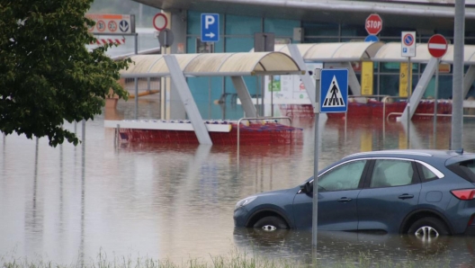 I danni causati dal maltempo a Ravenna, 20 maggio 2023.  ANSA/ GIANLUIGI BASILIETTI