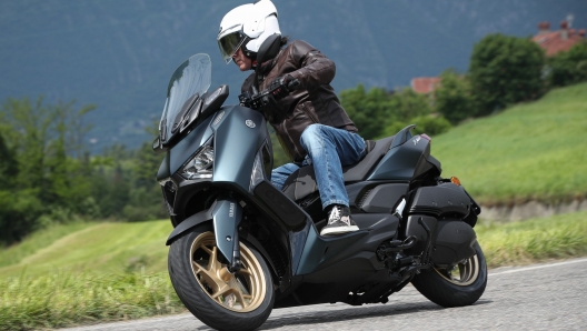 Il nuovo Yamaha Xmax 300 Tech Max 2023