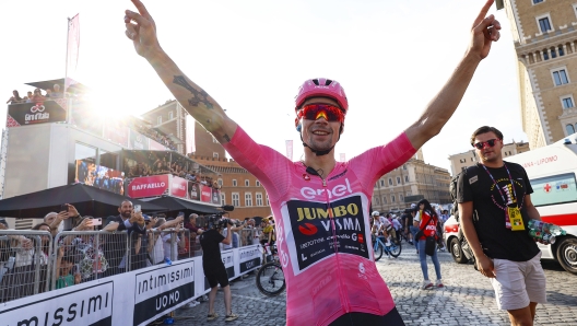 Giro d'Italia 2023 - 106th Edition - 21th stage  Roma - Roma 126 km - 28/05/2023 - Primoz Roglic (SLO - Jumbo - Visma) - photo Ilario Biondi/SprintCyclingAgency©2023