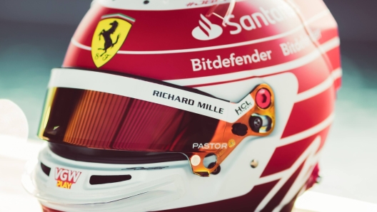 Il casco di Charles Leclerc