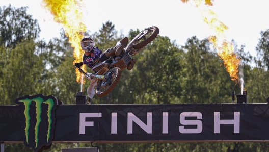 Kay De Wolf in azione in Lettonia (Twitter MXGP)