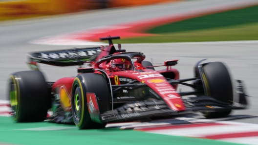 Charles Leclerc in azione in Spagna. GETTY