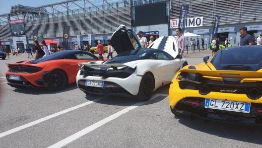 McLaren festeggia il suo 60° anniversario a MiMo 2023