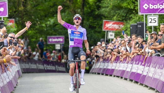 Baloise Belgium Tour 2023 - 92th Edition - 4th stage Durbuy - Durbuy 172.6 km - 17/06/2023 - Mathieu Van Der Poel (NED - Alpecin - Deceuninck) - photo Nico Vereecken/PN/SprintCyclingAgency©2023