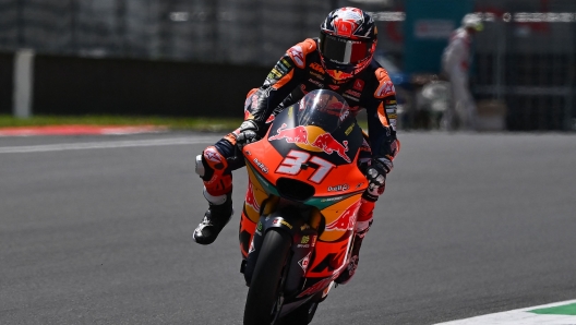 Red Bull KTM Ajo Kalex Spanish rider Pedro Acosta reacts as he crosses the finish line to win the Italian Moto2 Grand Prix race at Mugello Circuit in Mugello, on June 11, 2023. (Photo by Filippo MONTEFORTE / AFP)