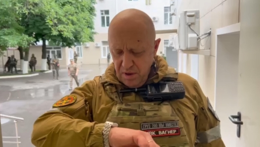 Il capo del gruppo mercenario russo Wagner, Yevgeny Prigozhin in fotogramma di un video trasmesso nel gruppo Telegram WAGNER Z GROUP/Z PMC WAGNER'Z + ATTENZIONE LA FOTO NON PUO' ESSERE PUBBLICATA O RIPRODOTTA SENZA L'AUTORIZZAZIONE DELLA FONTE DI ORIGINE CUI SI RINVIA + NPK