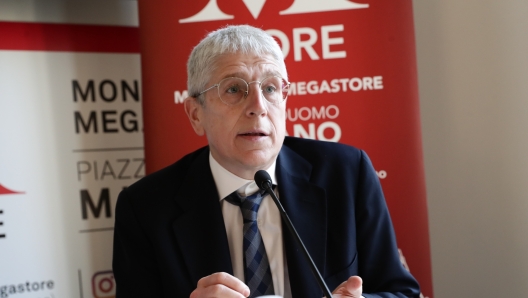 MARIO GIORDANO GIORNALISTA - PRESENTAZIONE LIBRO DI VITTORIO FELTRI COM ERA BELLO LINIZIO DELLA FINE EDITO DA MONDADORI - fotografo: ROMANIELLO IMAGOECONOMICA