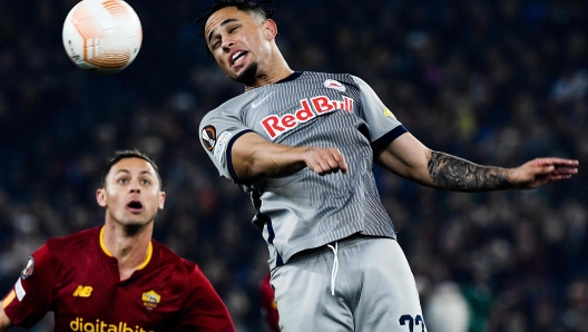 Salzburg's Swiss forward Noah Okafor goes for a header during the UEFA Europa League play off second leg football match between AS Roma and RB Salzburg, on February 23, 2023 at the Olympic stadium in Rome. (Photo by Filippo MONTEFORTE / AFP)