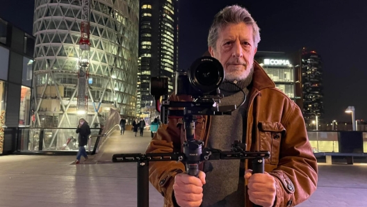 Una immagine di Andrea Purgatori tratta dal suo profilo Instagram. È morto questa mattina a Roma in ospedale dopo una breve fulminante malattia il giornalista, sceneggiatore, autore Andrea Purgatori, classe 1953. La notizia all'ANSA dai figli Edoardo, Ludovico, Victoria e dalla famiglia rappresentata dallo studio legale Cau. Per anni al Corriere della Sera dove si è occupato di terrorismo, intelligence, criminalità, si dedicò tra l'altro con tenacia alla strage di Ustica del 1980. Autore di reportage, ha condotto con successo su La7 Atlantide. Docente di sceneggiatura, consigliere degli autori, tra i suoi ultimi lavori la partecipazione al docu Vatican Girl sul caso di Emanuela Orlandi.  INSTAGRAM ANDREA PURGATORI +++ ATTENZIONE LA FOTO NON PUO' ESSERE PUBBLICATA O RIPRODOTTA SENZA L'AUTORIZZAZIONE DELLA FONTE DI ORIGINE CUI SI RINVIA+++ NPK +++