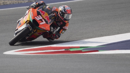 SPIELBERG, AUSTRIA - AUGUST 18:  Pedro Acosta of Spain and Red Bull KTM Ajo rounds the bend during the MotoGP of Austria - Free Practice at Red Bull Ring on August 18, 2023 in Spielberg, Austria. (Photo by Mirco Lazzari gp/Getty Images)