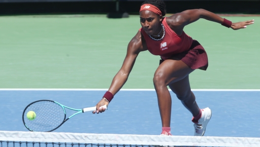 epa10810856 Coco Gauff of the United States in action against Karolina Muchova of The Czech Republic during their final match at the Western and Southern Open at the Lindner Family Tennis Center in Mason, Ohio, USA, 20 August 2023.  EPA/MARK LYONS