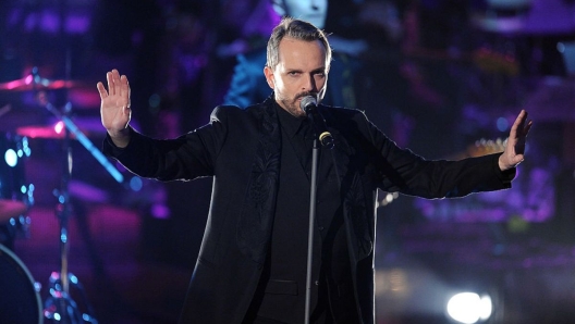 Miguel Bosé rapinato in casa