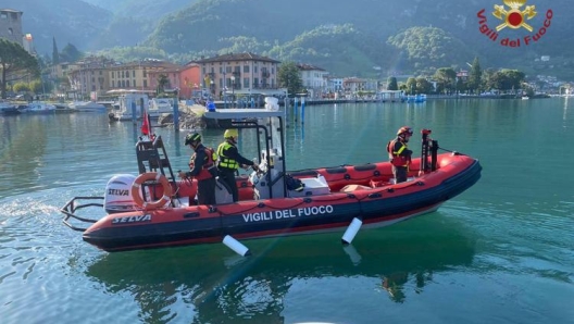 Lago d'Iseo, turista tedesca dispersa:  caduta dalla barca