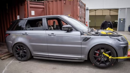 Il Range Rover di uno dei due calciatori della Premier League recuperato nell'Essex (foto Polizia Essex)