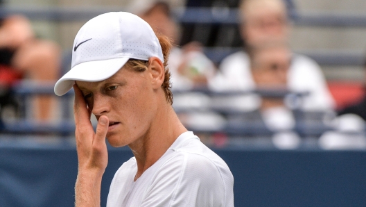 epa10799248 Jannik Sinner of Italy reacts against Alex De Minaur of Australia during the men's final match at the 2023 National Bank Open tennis tournament in Toronto, Canada, 13 August 2023.  EPA/EDUARDO LIMA