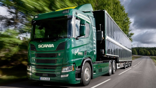 Scania R-series solar-powered hybrid electric truck