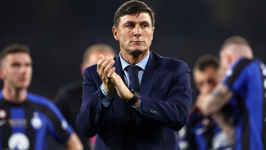 ISTANBUL, TURKEY - JUNE 10: Javier Zanetti looks dejected at the end of the UEFA Champions League 2022/23 final match between FC Internazionale and Manchester City FC at Atatuerk Olympic Stadium on June 10, 2023 in Istanbul, Turkey. (Photo by Francesco Scaccianoce - Inter/Inter via Getty Images)