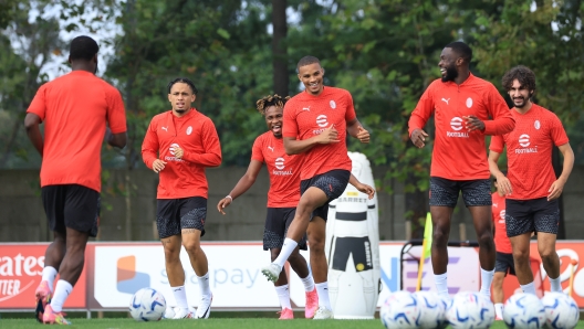 CAIRATE, ITALY - SEPTEMBER 14: Malick Thiaw of AC Milan and Fikayo Tomori looks on during an AC Milan training session at Milanello on September 14, 2023 in Cairate, Italy. (Photo by Giuseppe Cottini/AC Milan via Getty Images)