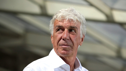 BERGAMO, ITALY - SEPTEMBER 02: Gian Piero Gasperini, Head Coach of Atalanta, looks on prior to the Serie A TIM match between Atalanta BC and AC Monza at Gewiss Stadium on September 02, 2023 in Bergamo, Italy. (Photo by Emilio Andreoli/Getty Images)