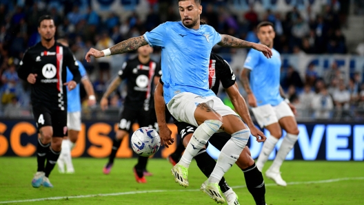 ROME, ITALY - SEPTEMBER 23: Mattia Zaccagni of SS Lazio control the ball during the Serie A TIM match between SS Lazio and AC Monza at Stadio Olimpico on September 23, 2023 in Rome, Italy. (Photo by Marco Rosi - SS Lazio/Getty Images)