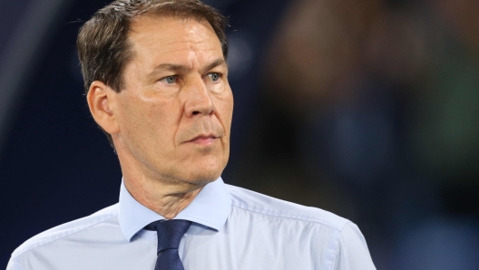 Napoli's French coach Rudi Garcia looks on before the UEFA Champions League 1st round day 2 Group C football match Napoli vs Real Madrid at the Diego Armando Maradona stadium in Naples on October 3, 2023. (Photo by Carlo HERMANN / AFP)