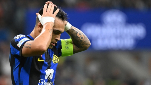 Inter Milan forward Lautaro Martinez reacts during the Group D Uefa Champions League soccer match between Inter Milan and Benfica at the Giuseppe Meazza Stadium, Milan, Italy, 3 October 2023. ANSA/DANIEL DAL ZENNARO