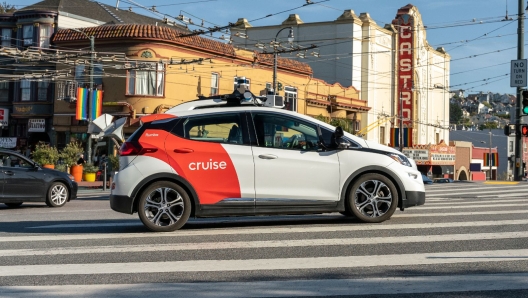 robotaxi guida autonoma cruise