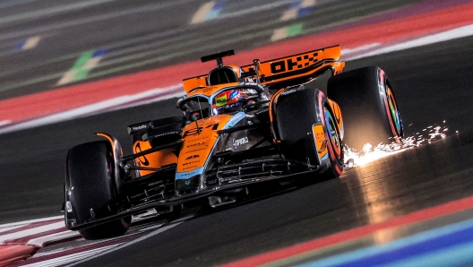 McLaren's Australian driver Oscar Piastri drives during the qualifying session ahead of the Qatari Formula One Grand Prix at the Lusail International Circuit on October 6, 2023. (Photo by KARIM JAAFAR / AFP)