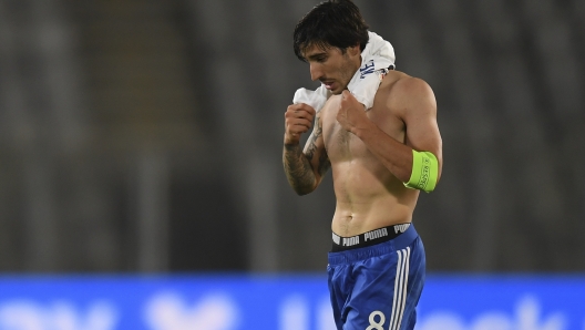 Italy's Sandro Tonali leaves the pitch dejected at the end of the Euro 2023 U21 Championship soccer match between Italy and Norway at the Cluj Arena stadium in Cluj, Romania, Wednesday, June 28, 2023.(AP Photo/Raed Krishan)