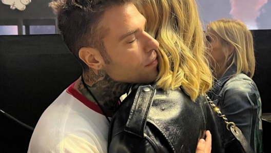 Fedez e Chiara Ferragni al concerto dei Blink 182