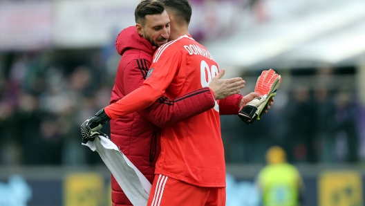 FLORENCE, ITALY - DECEMBER 30: Gianluigi Donnarumma (R) and Antonio Donnarumma of AC Milan reacts during the serie A match between ACF Fiorentina and AC Milan at Stadio Artemio Franchi on December 30, 2017 in Florence, Italy.  (Photo by Gabriele Maltinti/Getty Images)