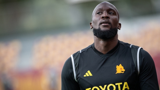 ROME, ITALY - OCTOBER 28: AS Roma player Romlelu Lukaku during a training session at Centro Sportivo Fulvio Bernardini on October 28, 2023 in Rome, Italy. (Photo by Fabio Rossi/AS Roma via Getty Images)