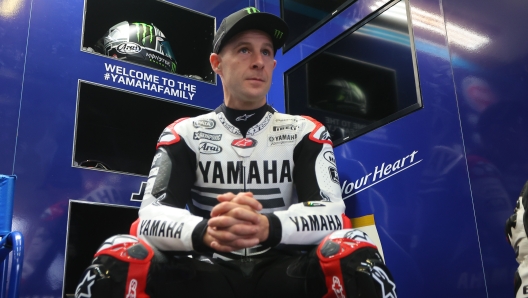 Jonathan Rea coi colori della Yamaha (foto World Sbk)