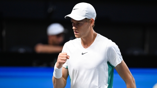 VIENNA, AUSTRIA - OCTOBER 28: Jannik Sinner of Italy reacts in his semi-final match against Andrey Rublev of Russia during day eight of the Erste Bank Open 2023 at Wiener Stadthalle on October 28, 2023 in Vienna, Austria. (Photo by Thomas Kronsteiner/Getty Images)