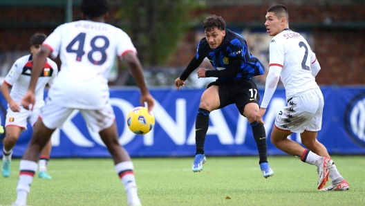 MILAN, ITALY - NOVEMBER 04: Daniele Quieto of FC Internazionale U19 in action during the Primavera 1 match between FC Internazionale U19 and Genoa U19 at Konami Youth Development Center on November 04, 2023 in Milan, Italy. (Photo by Mattia Pistoia - Inter/Inter via Getty Images)