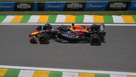 Red Bull Racing's Dutch driver Max Verstappen races during the sprint qualifying at the Autodromo Jose Carlos Pace racetrack, also known as Interlagos, in Sao Paulo, Brazil, on November 4, 2023, ahead of the Formula One Brazil Grand Prix. (Photo by Nelson ALMEIDA / AFP)