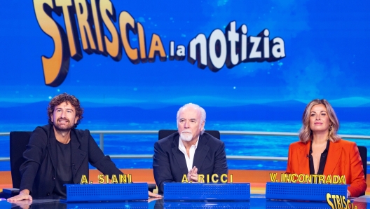 Verissimo le anticipazioni di sabato 11 novembre festa Striscia la notizia