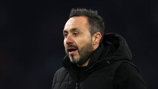 AMSTERDAM, NETHERLANDS - NOVEMBER 09: Roberto De Zerbi, Manager of Brighton & Hove Albion, celebrates following the team's victory during the UEFA Europa League 2023/24 match between AFC Ajax and Brighton & Hove Albion at Johan Cruijff Arena on November 09, 2023 in Amsterdam, Netherlands. (Photo by Dean Mouhtaropoulos/Getty Images)