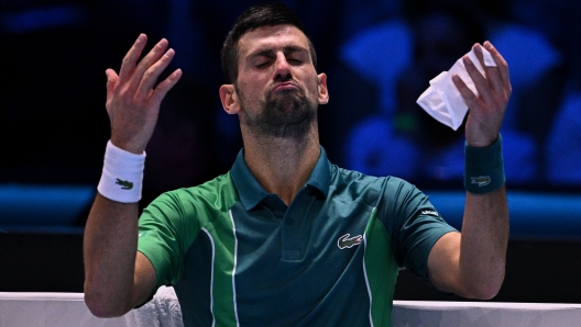 Foto Marco Alpozzi/LaPresse 14 Novembre 2023 Torino - Italia -  Sport - Tennis Nitto ATP Finals -  Novak DJOKOVIC (SRB) vs Jannik SINNER (ITA)Nella foto: Novak Djokovic (Serbia) react November 14, 2023 Turin - Italy -  Sport - Tennis Nitto ATP Finals -   Novak DJOKOVIC (SRB) vs Jannik SINNER (ITA)In the pic: Novak Djokovic (Serbia) react