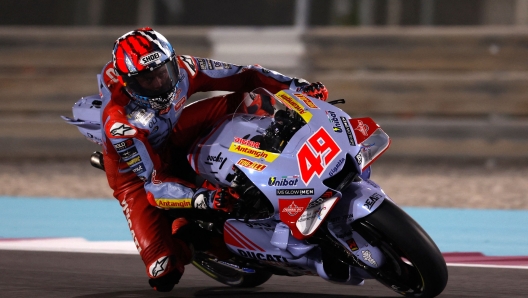 Gresini Racing's Italian rider Fabio Di Giannantonio competes during the Moto GP Grand Prix of Qatar at the Lusail International Circuit, in the city of Lusail on November 19, 2023. (Photo by KARIM JAAFAR / AFP)