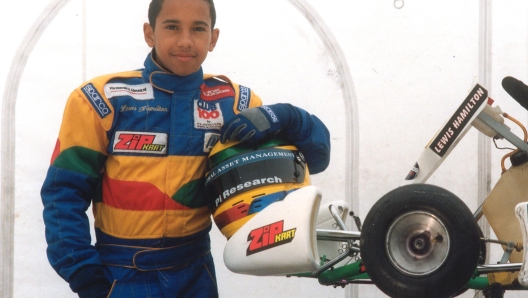 RYE MEADS (INGHILTERRA) 19/07/2007 REPORTAGE SU LEWIS HAMILTON PILOTA FORMULA 1 - FOTO CAVICCHI/NEWPRESS
 - RYE MEADS (INGHILTERRA) 19/07/2007 REPORTAGE SU LEWIS HAMILTON PILOTA FORMULA 1 - FOTO CAVICCHI/NEWPRESS
 LUG-07-WEB-07 - Fotografo: CAVICCHI/NEWPRESS