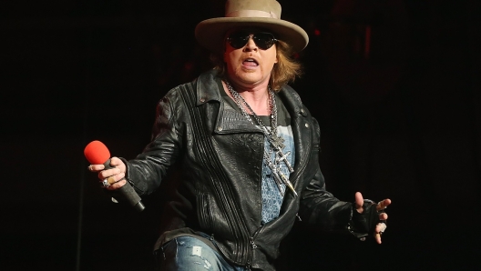 Axl Rose accusato di violenza sessuale