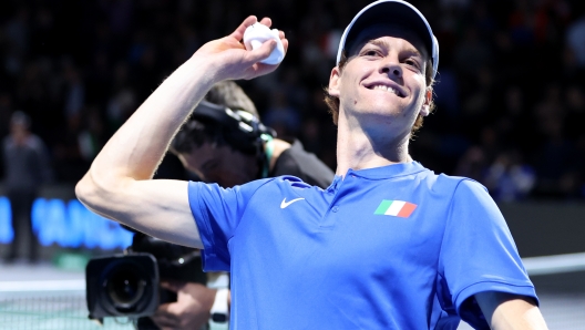 MALAGA, SPAIN - NOVEMBER 23: Jannik Sinner of Italy celebrates winning match point during the Quarter-Final doubles match against Tallon Griekspoor and Wesley Koolhof of the Netherlands in the Davis Cup Final at Palacio de Deportes Jose Maria Martin Carpena on November 23, 2023 in Malaga, Spain. (Photo by Clive Brunskill/Getty Images for ITF)