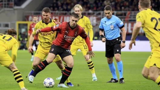 MILAN, ITALY - NOVEMBER 28: Luka Jovic of AC Milan in action during the UEFA Champions League match between AC Milan and Borussia Dortmund at Stadio Giuseppe Meazza on November 28, 2023 in Milan, Italy. (Photo by Giuseppe Cottini/AC Milan via Getty Images)