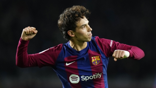 epa11009882 Barcelona's forward Joao Felix celebrates after scoring the 1-0 goal during the Spanish LaLiga soccer match between FC Barcelona and Atletico de Madrid, in Barcelona, Spain, 03 December 2023.  EPA/Siu Wu