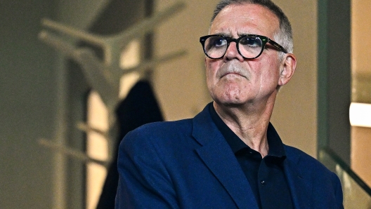 GENOA, ITALY - SEPTEMBER 28: Alberto Zangrillo, chairman of Genoa, looks on prior to kick-off in the Serie A TIM match between Genoa CFC and AS Roma at Stadio Luigi Ferraris on September 28, 2023 in Genoa, Italy. (Photo by Simone Arveda/Getty Images)