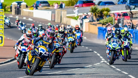 Race 1
PACEMAKER BELFAST  11/05/2023
International North West 200 2023
Davey Todd leads lap 1 Thursday Supersport Race