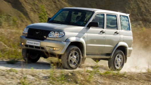 uaz patriot la russa