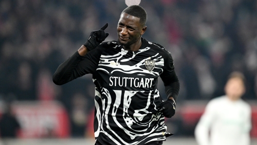 STUTTGART, GERMANY - DECEMBER 02: Sehrou Guirassy of VfB Stuttgart celebrates after scoring the team's second goal from a penalt during the Bundesliga match between VfB Stuttgart and SV Werder Bremen at MHPArena on December 02, 2023 in Stuttgart, Germany. (Photo by Daniel Kopatsch/Getty Images)